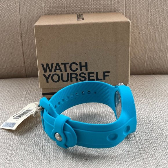Converse Wristwatch Blue Rubber Band sport Analog Quarts unisex Watch $75 - Picture 6 of 12